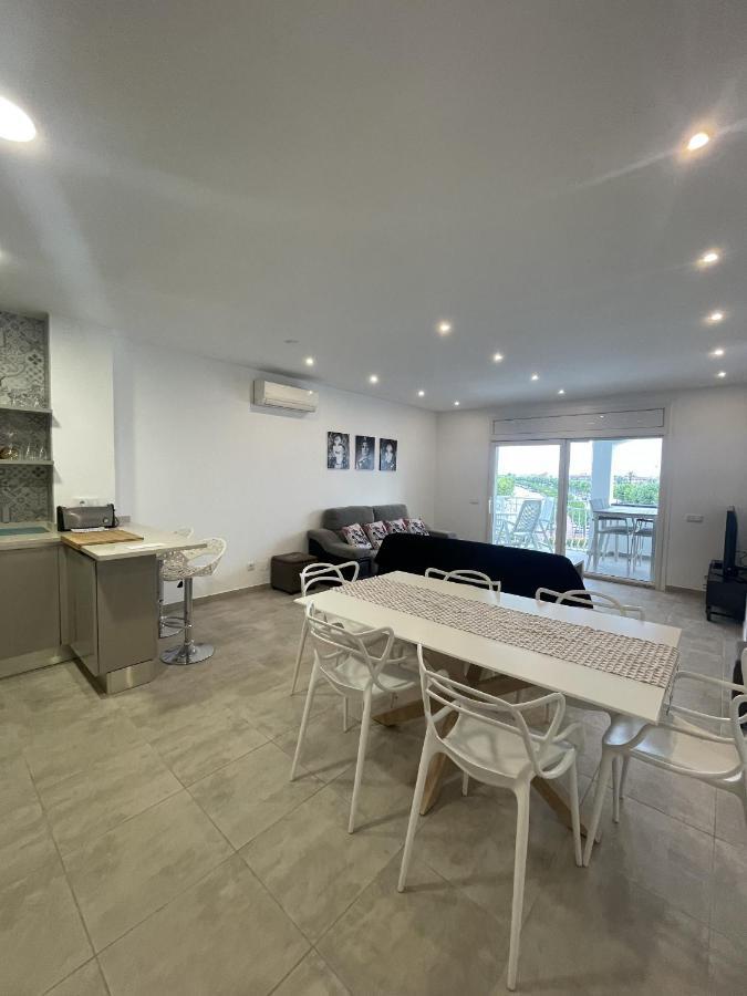Welcs Apartamento 078 Emp Con Inmejorables Vistas Empuriabrava Exteriör bild